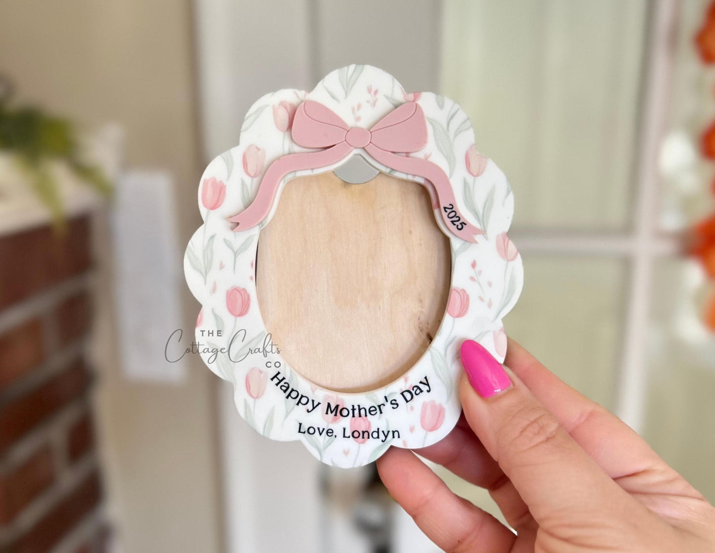 Floral Mother's Day Photo Magnet: Personalized Picture Frame Gift