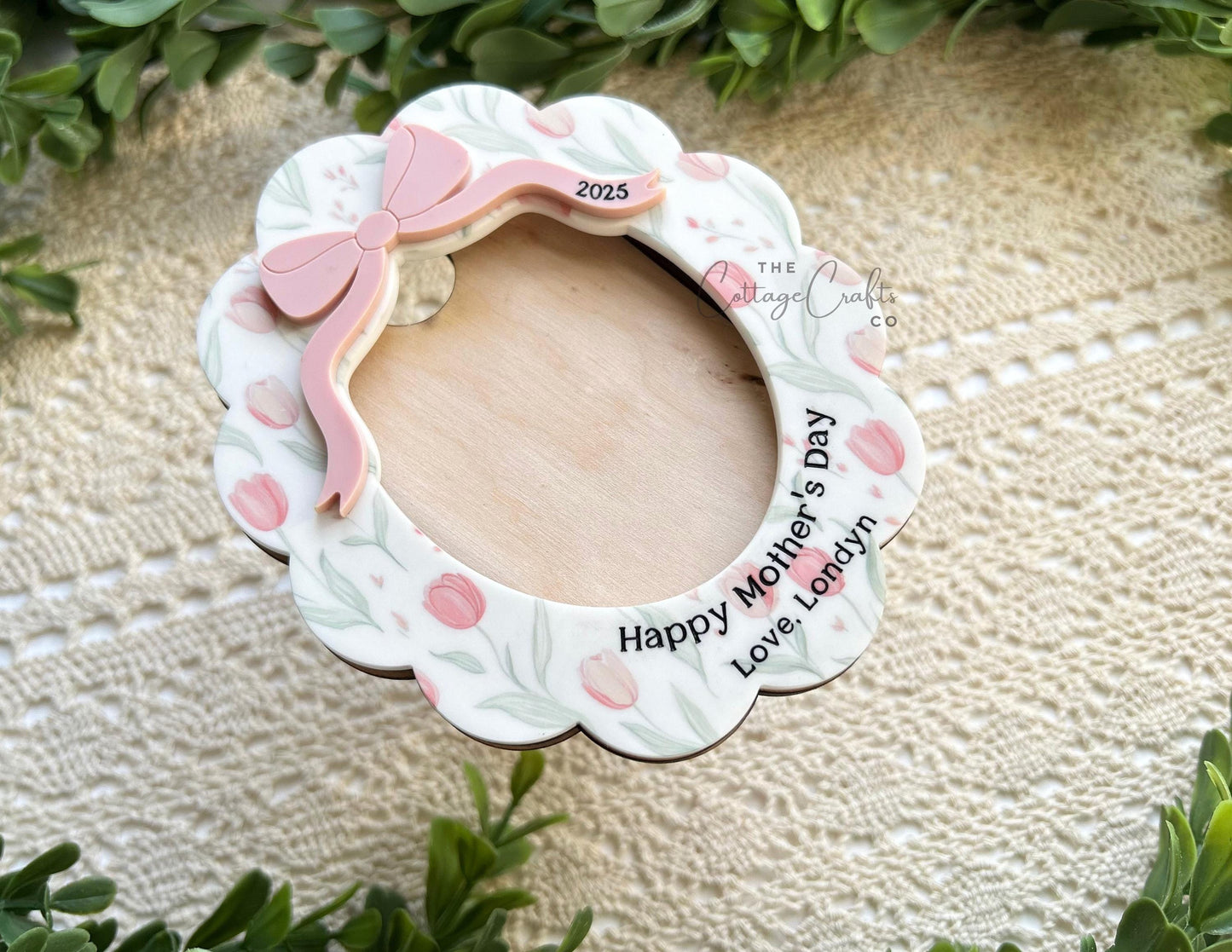 Floral Mother's Day Photo Magnet: Personalized Picture Frame Gift