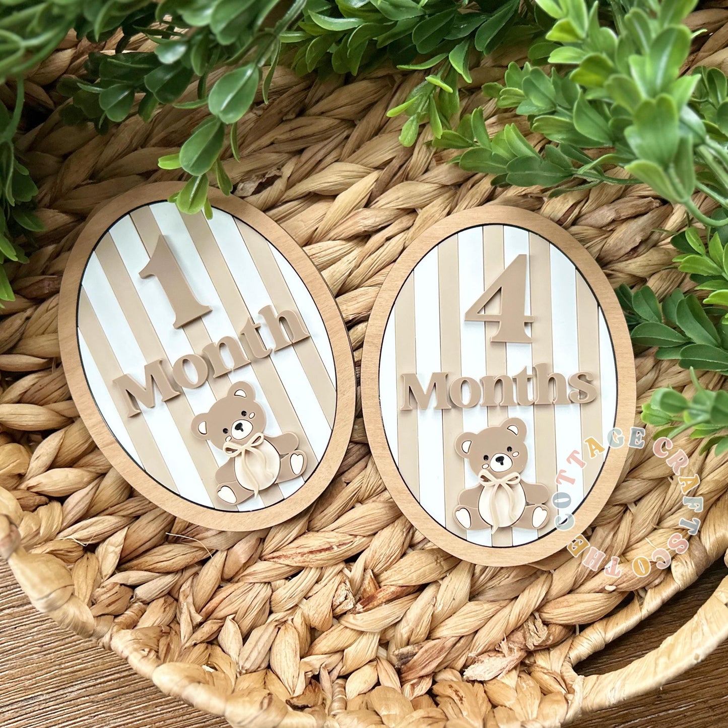Bear Milestone signs, Birth Announcement, Name Sign,Hi My Name Is,Newborn Photo Prop, Baby Boy Birth Sign, Teddy Bear Baby Sign,